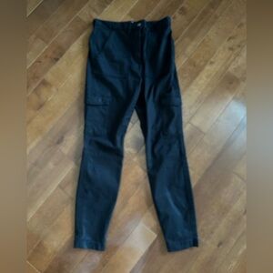 H&M Skinny Cargo Pants (black - size 8)